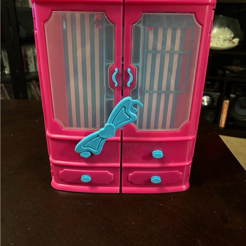 Barbie Pink and Blue Wardrobe Closet